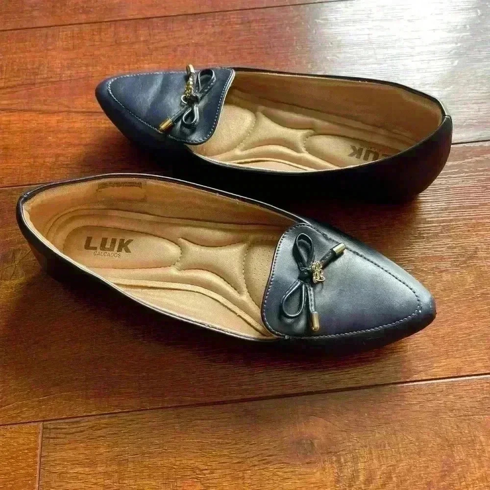 LUK  flats